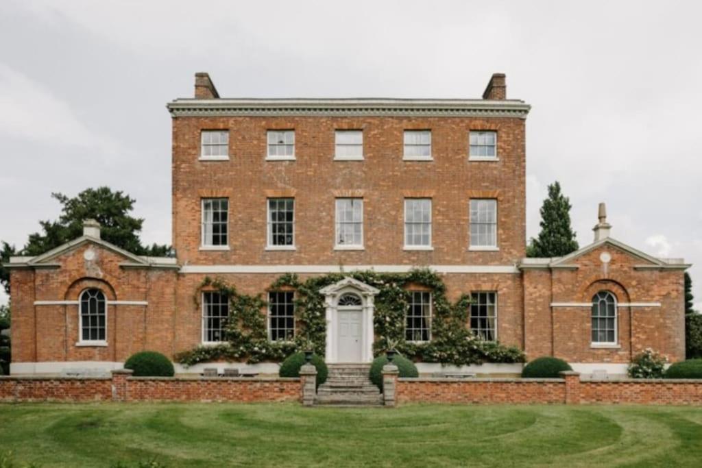 Cressy Hall - Historic Grade II Listed Manor, Gorgeous Topiary Garden Gosberton Exterior foto
